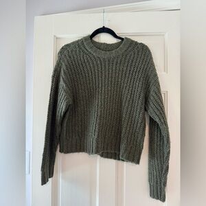 American eagle outfitters green sweater